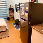 Studio Unit For Staycation With Wi-Fi & Netflix Near Bgc, Taguig - Additional P150 Per Head For Pool Access