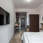 Nature Inspired Studio Suite Near Edsa Greenfield