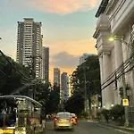 Condo Near Up-Pgh, St. Lukes Medical Center And U.S Embassy In Ermita Manila