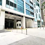 Angeliz Suites One Uptown Residence Walk To Uptown Shopping Mall Bgc