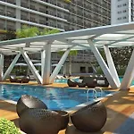 Chic 2 Bedroom Edsa Apt With Balcony