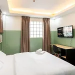 St. Marvin Studio Makati M307