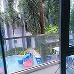 1Br At Two Palmtree Villas Across Manila Airport Terminal 3