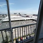 Hotel Luxury Twin Bed Room With Balcony Las Pinas-South Residence