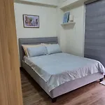A Cozy 2 Bedroom Condo In Metro