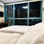 Thompson Suites - 2-Beds, One Uptown Residences, 30F - Xbox & Netflix