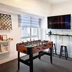 Bgc - Two Bedroom Condo With Game Room With 400Mbps Wifi- 09