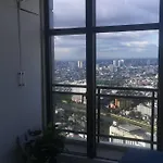 Penthouse At Poblacion - 200Mbs Net - 50In Tv - Awesome View