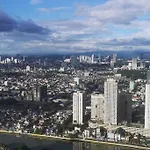 Penthouse At Poblacion - 200Mbs Net - 50In Tv - Awesome View