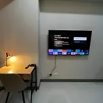 1 Bedroom Uptown Bgc Condo With Balcony