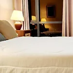 Casa Antonio At Viceroy Mckinley Hill