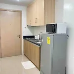 Affordable Home With Balcony Near Boni Mrt