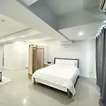Hour Fun Room