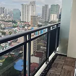 Newly Spacious Studio Unit In Poblacion Makati W Full Stunning City View, Wifi, Sauna, Gym, Swimming Pool And Game Room!