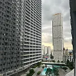 Balay Mulano At Fame Residences Mandaluyong City L With Balcony Pool View L 200Mbps Wifi