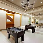 1-Br Condo With Pool & Skyline Views In Pasig