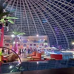 Luxurious 1 Bedroom Facing Manila Bay Sunset Nearby Okada Moa Solaire Ayala Malls