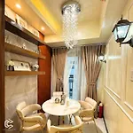 Crib2Go Benz Suite With Pool View