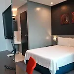 Leez Inn Malate