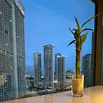 Rockwell View Twin Suite With Free Wifi Pool & Gym