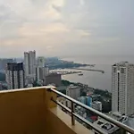 Family Room Staycation In The Heart Of Manila, With 2 Balcony Plus 40 Percent Promo Discount Plus Free Pool Access, Plus Free Sauna Promo In Manila Bay, Robinsons Place, Ermita, Pgh, Bellagio, Up Pedrogil, Staycation Updated 2025 Price