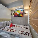 Cozy Staycation At Shell Residences