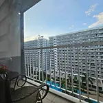 Cozy Staycation At Shell Residences