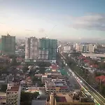 Stayinmycondo - 30Th Condo In Pasay With Pool Near Airport Moa,Ccp & Picc In Pasay