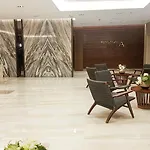 Stayinmycondo - 30Th Condo In Pasay With Pool Near Airport Moa,Ccp & Picc In Pasay