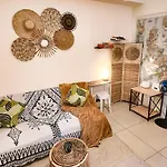 Boho City View 1Br Apt In Makati With Netflix