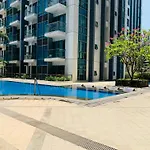 Two Palm Tree Villas Condominium - Studio 1O With Balcony - Across Terminal 3 Airport