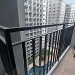 Shore2 Haven - Chic Condotel Near Mall Of Asia