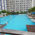 Cozy, Fully Equipped Condo For Long Stays