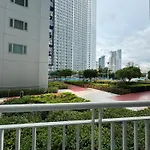 Cozy Staycation At R-Square Residences