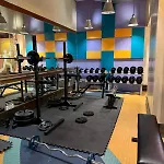 1Br Suite Golf Course View In Bgc With 200Mbps Net