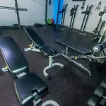 Canvas & Petals Blossoming Art Penthouse Gym Swim Park 5716