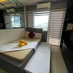 1553 Moa View Bigcut