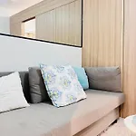 Staycation Near Sm Moa By Shara Dungo