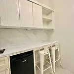 Studio Two Condominium, Alabang Northgate Cyberzone, Gray-Fiber Wi-Fi Netflix Ready