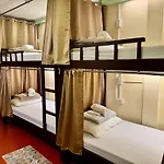 Park Avenue Guest House 2443 Pasay City