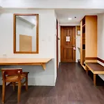 Townhouse Oak Brblock Boutique & Residences, Kalayaan Avenue, Near Ayala Mall, Poblacion, Makati, Manila