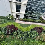 Condo With Balcony Across Naia Terminal 3