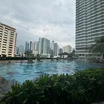 Free Pool I Ideal For Long Term Stay