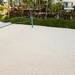 Adam\'S Crib Apartment 2Br By Azure Residences Near Airport