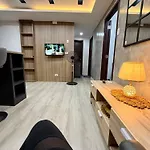 Urbanchic 2Br Unit At Boni Edsa
