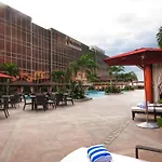 Maxims Hotel