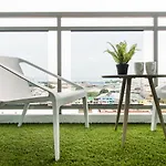Azure Urban Beach Resort Manila By Radlett