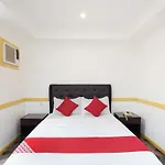 Oyo 138 White Palace Hotel