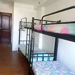 Anika\'S Stay Over - Hostel