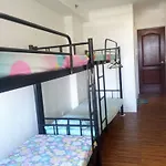 Anika\'S Stay Over - Hostel